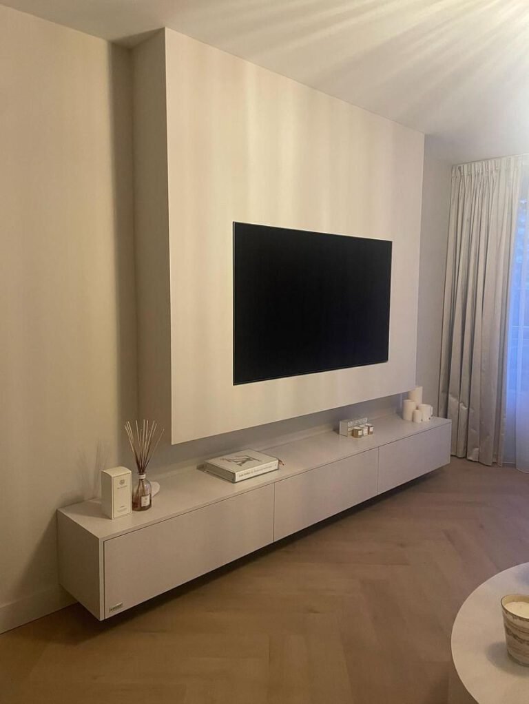 Cinewalls 11